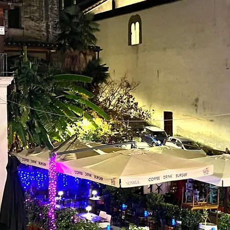 Maison Grimoaldo10 Сasa de vacaciones Salerno
