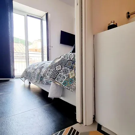 Maison Grimoaldo10 *